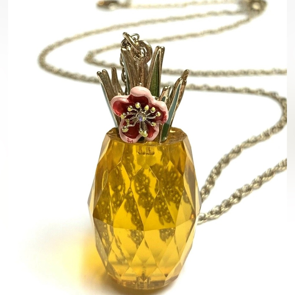 Betsey Johnson Tropical Punch Pineapple Gold Tone With Glass Stones Necklace